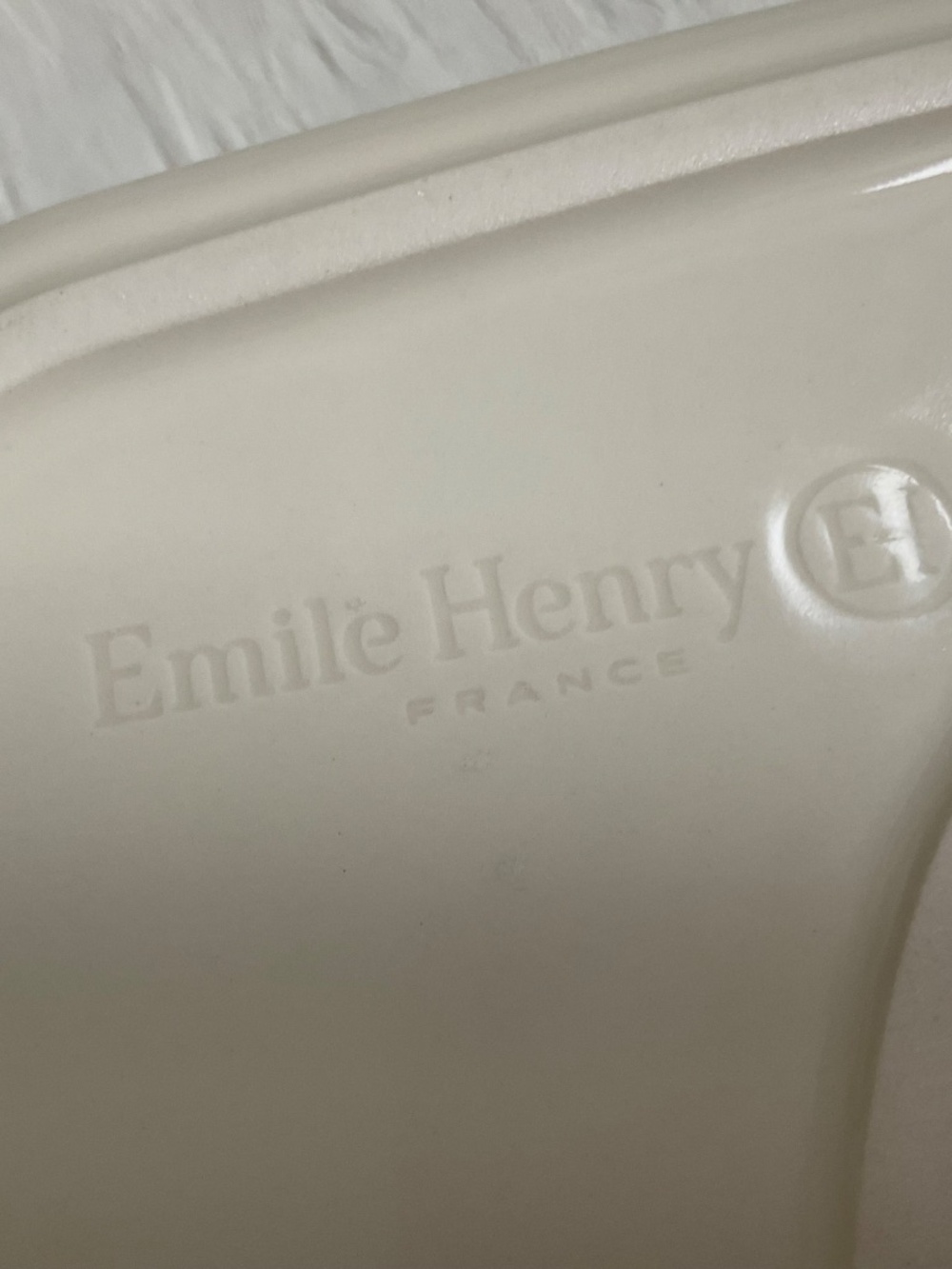 Emile Henry 🇫🇷 Rectangular Baking Dish - Picture 8 of 15